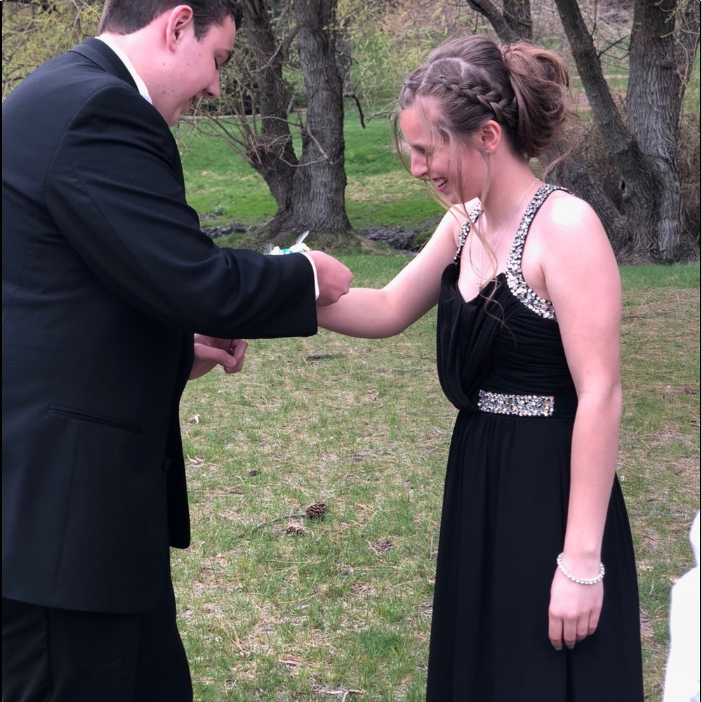 Black prom dress